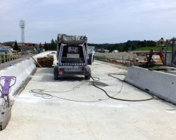 06.6.2012 VIADUKT TREBNJE - ODSTRANJEVANJE HIDROIZOLACIJE (6).JPG